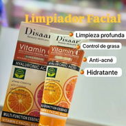 🍊LIMPIADOR FACIAL BLANQUEDOR CON VITAMINA C 💵Precio: 5 usd 🧡Brillo e hidratación con glutatión de bayas, vitamina C - Img 55878146