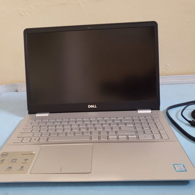 Laptop DELL Inspiron Pantalla 15.6" FHD (1920 x 1080), i5 de 8va Gen, 16GB RAM, 128GB SSD es de uso pero en buen estado. - Img 123365824