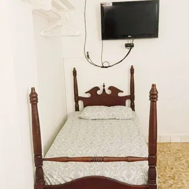 🏠Casa De Renta En Miramar. 💡 Energía Eléctrica 24 horas. 📱 Reservas: +5355149761 - 4/9