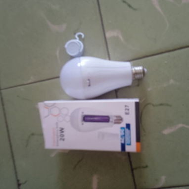 Lámpara recargable y bombillo recargable - 2/2