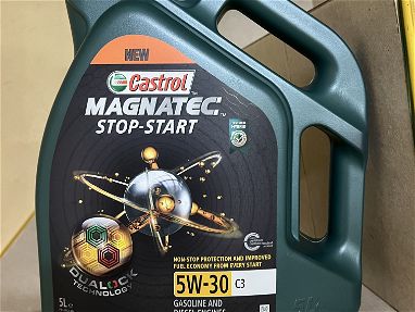Aceite castrol 5w30 y 5w40 - Img main-image-45629016
