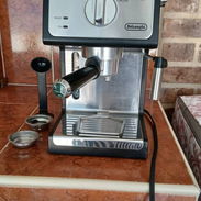 Cafe expreso y plancha usado casi nuevos 70 USD cada uno 53508951 Lourdes - Img 56306523