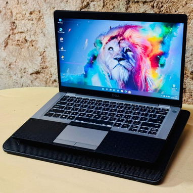 Laptop Dell Latitude gama empresarial con rendimiento ideal para jugadores, diseñadores y programadores informáticos. - Img 124617388