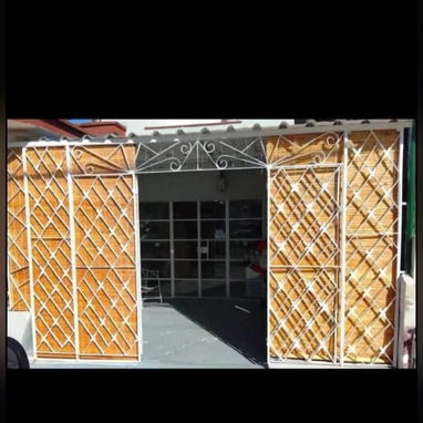 ¡Protege tu hogar del sol con estilo! Vendo cortinas de madera sólida, perfectas para controlar la luz y el calor. Ideal - 4/8