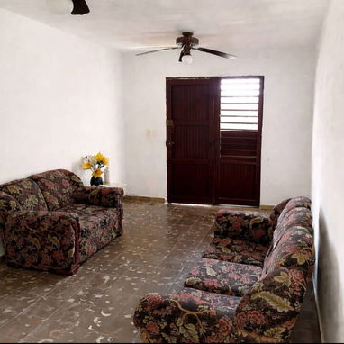GG-116 TODO POR 35.000  – Apartamento de 3 habitaciones y garaje en Santa Catalina, Cerro + Moskvich 2140 - Img 121204379