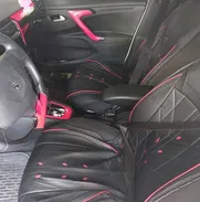 Peugeot 301 del 2019 - Img 50240037
