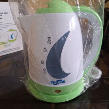Jarra Electrica para Hervir Agua!! Como nueva. 52012060. Añádeme como contacto en WhatsApp. https://wa.me/qr/AIMWG5NI5SQ - Img 126337427