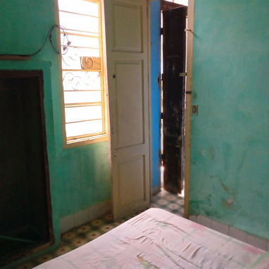 Venta de Apartamento 3 Cuartos en La Habana:.Buena ubicación 🏡 - 4/8