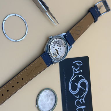 Reloj vintage mecánico de cuerda manual - Img 123132482