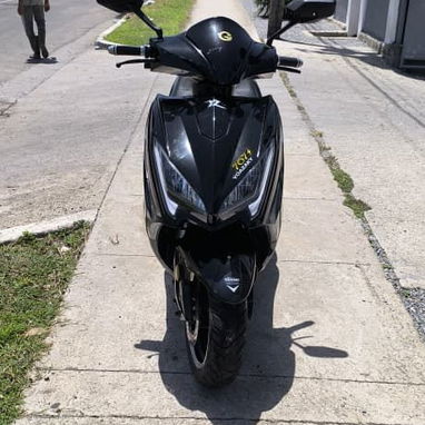 Vendo moto eléctrica Yoazaki 2024 - 2/7
