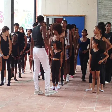Cursos Presenciales Habana | Certificado Ranles SURL | BarberĂa, Marketing, Masajes... y muchos más - Img 119372058