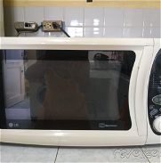 Vendo horno microonda con grill (microwave) - Img 45696036