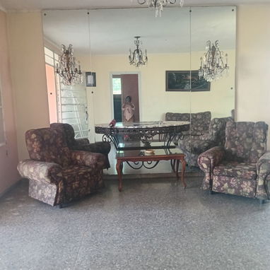 🏡 VENTA — PROPIEDAD RESIDENCIAL EN AVENIDA VENTO, ALTAHABANA - 2/5