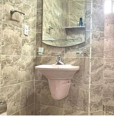 Apto cap en nuevo Vedado 1er piso,remodelado,con todo dentro.tiene garage.Whatsapp +507 6791 5607 - Img 97565742