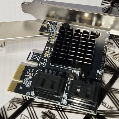 Tarjeta de expansión PCIe con 4 puertos SATA 3.0 - 2/2