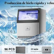 Máquina de hielo de 240 libras diarias, nueva en caja, con transporte incluído hasta su hogar o negocio en la Habana - Img 57687630