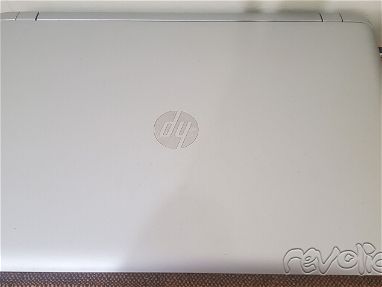 Laptop HP radeon r6 impecable 8ram 1 tb disco duro todo al 100 la batería 🔋 dura súper cuidada - Img 68475733