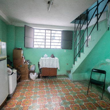 Casa en el Cerro!! Me ajusto con dinero en mano! - 4/10
