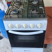 Cocina de Gas de uso con horno - Img 55840899