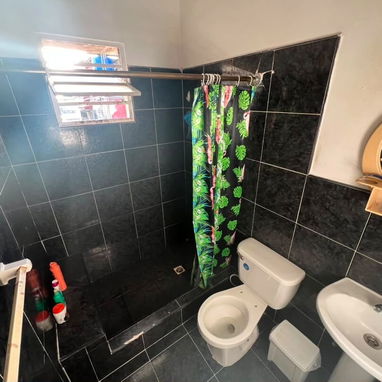 SE VENDE APARTAMENTO EN PLAYA REPARTO LA SIERRA. LA HABANA 25,000 USD. (NOS AJUSTAMOS CON DINERO EN MANO) : 25,000 USD - 5/9