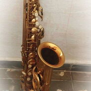 Excelente saxofón precio 6 mil pesos - Img 45388510