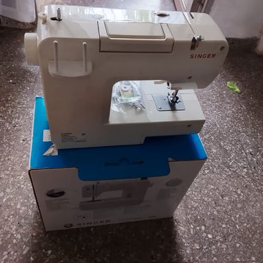 Máquina de Coser Singer - 2/3