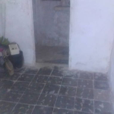 *$9500usd. SIN AJUSTE. En venta casa  en pasillo interior en El Cotorro, Reparto  Lotería. Punto de referencia: el banco - 9/10