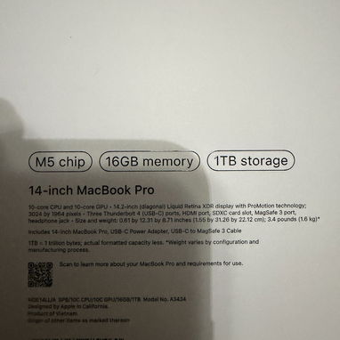 Apple MacBook Pro de 14” con chip M5 | 16 GB de RAM | SSD de 1 TB | Nuevo, sellado de fábrica - Img 125259648