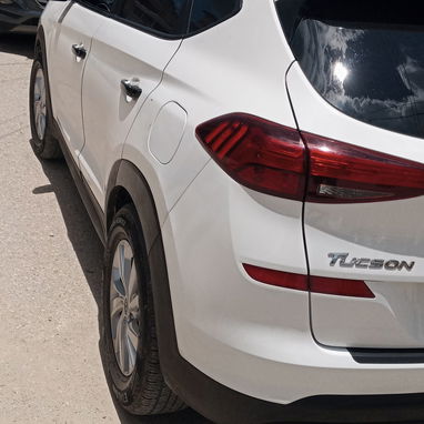 TUCSON 2020 SE VENDE O SE NEGOCEA No pierda la oportunidad de montarse en su carrito 😎 Tucson 2020 -automatico -aire - Img 123417869