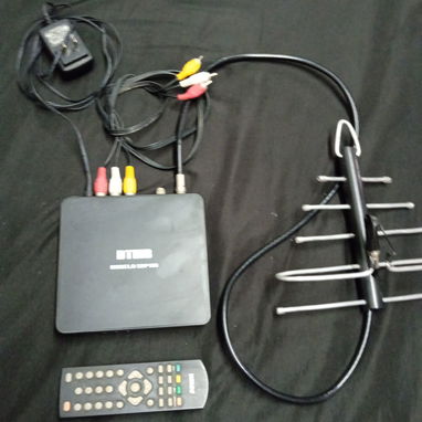 cajita descodificadora para el televisor - 2/2