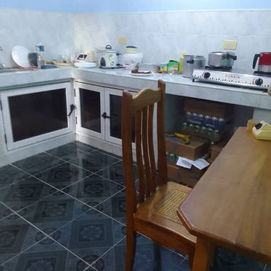 SE VENDE PROPIEDAD DE DOS NIVELES EN DIEZ DE OCTUBRE - 2/10