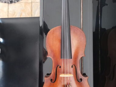 Violín profesional de luthier austriaco principios del siglo XX en perfectas condiciones. - Img 61837213