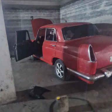 se. vende mg inglés del 59 con lada - Img 123178901