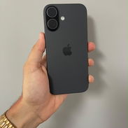 iphone 17 Sim física con 100 de batería venta o cambio x iPhone menor y vuelto - Img 55721873