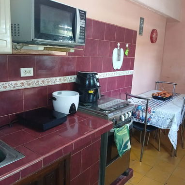Venta de Casa independiente se deja equipada con muebles y electrodomesticos para llegar y vivir. - Img 123640063
