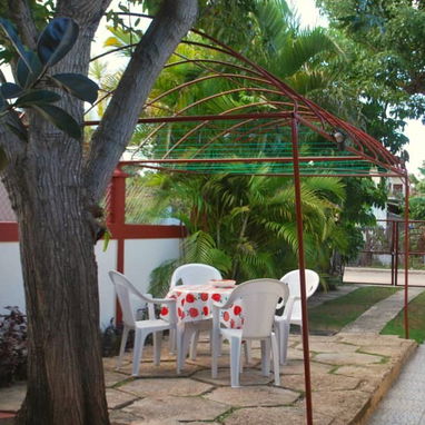Cod.Z Casa en Varadero. 3 habitaciones + cocina equipada - Img 115373335