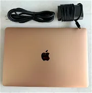 Apple MacBook Air. Pantalla 13.6" Liquid Retina. Chip Apple M2. 8GB. RAM/////MacBook Air (M1, 2020)..53226526..Miguel - Img 45494862