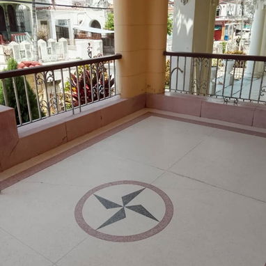 Majestuosa propiedad en Santo Suárez de 6 habitaciones - 5/10