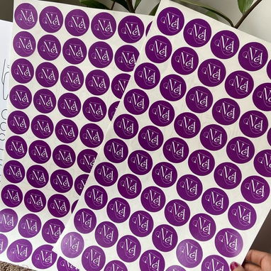 Pegatinas de diferentes formas personalizadas con tu logo. - Img 122342482
