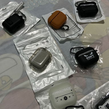 Forros Anti Caídas para AirPods Pro 3 (lo último 2025) Proteja su inversión como se debe!! - Img 108646823