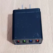 Cargador ( carga rápida ) de 4 puertos  USB 3.0 (Negro). - Img 55152755