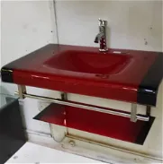 Vendo juego de lavamanos y espejo rojo nuevos en su caja - Img 45783903