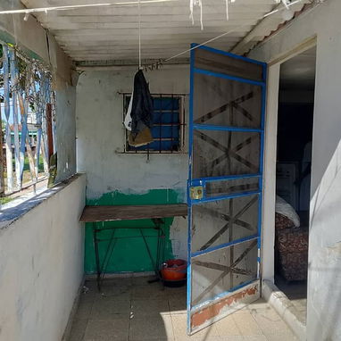 Casa puerta calle en Marianao por 112,2 cuartos y contrato de gas de calle - 8/10
