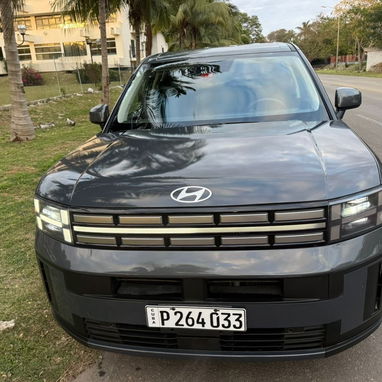 Vendo óseo Hyundai Santa Fe, 2024, con turbo el básico - Img 113687532