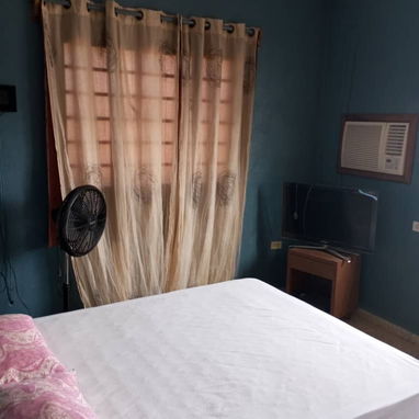 SE RENTA CASA CON TODO EN COJIMAR, PRECIO NO NEGOCIABLE, ¡¡¡ESCRIBIR POR WHATSSAPP AL NUMERO DE MOVIL DE ABAJO!!! - Img 102530872