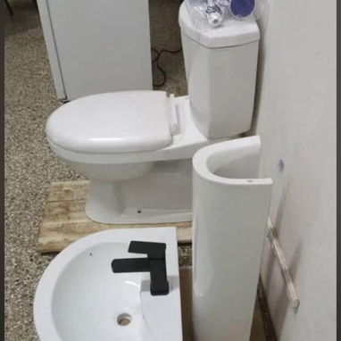 Juego de baño completo. - Img 122982152