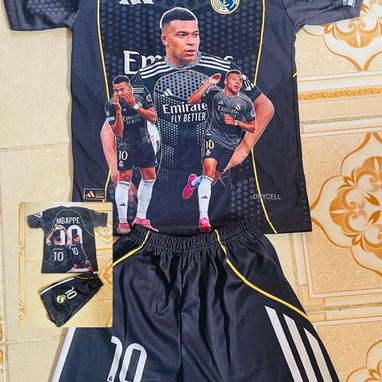 Uniforme de futbol para niños y adolescentes - Img 124698706
