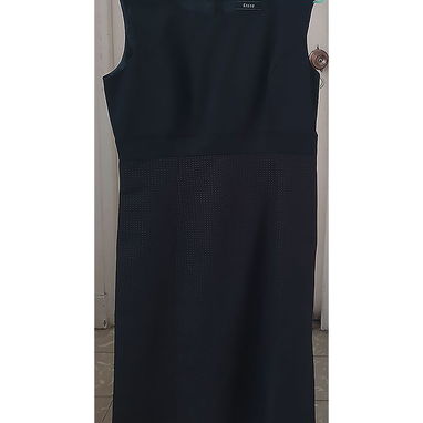 Vestido con su chaqueta - 2/2