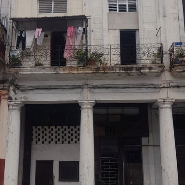 Casa en Venta en 1er piso Centro Habana - 7/10