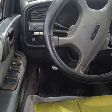 Toyota Cressida año 92,gran motor,gasolina,gran calidad,ventanillas elect,cierre centralizado etc (me ajusto precio) - Img 123329517